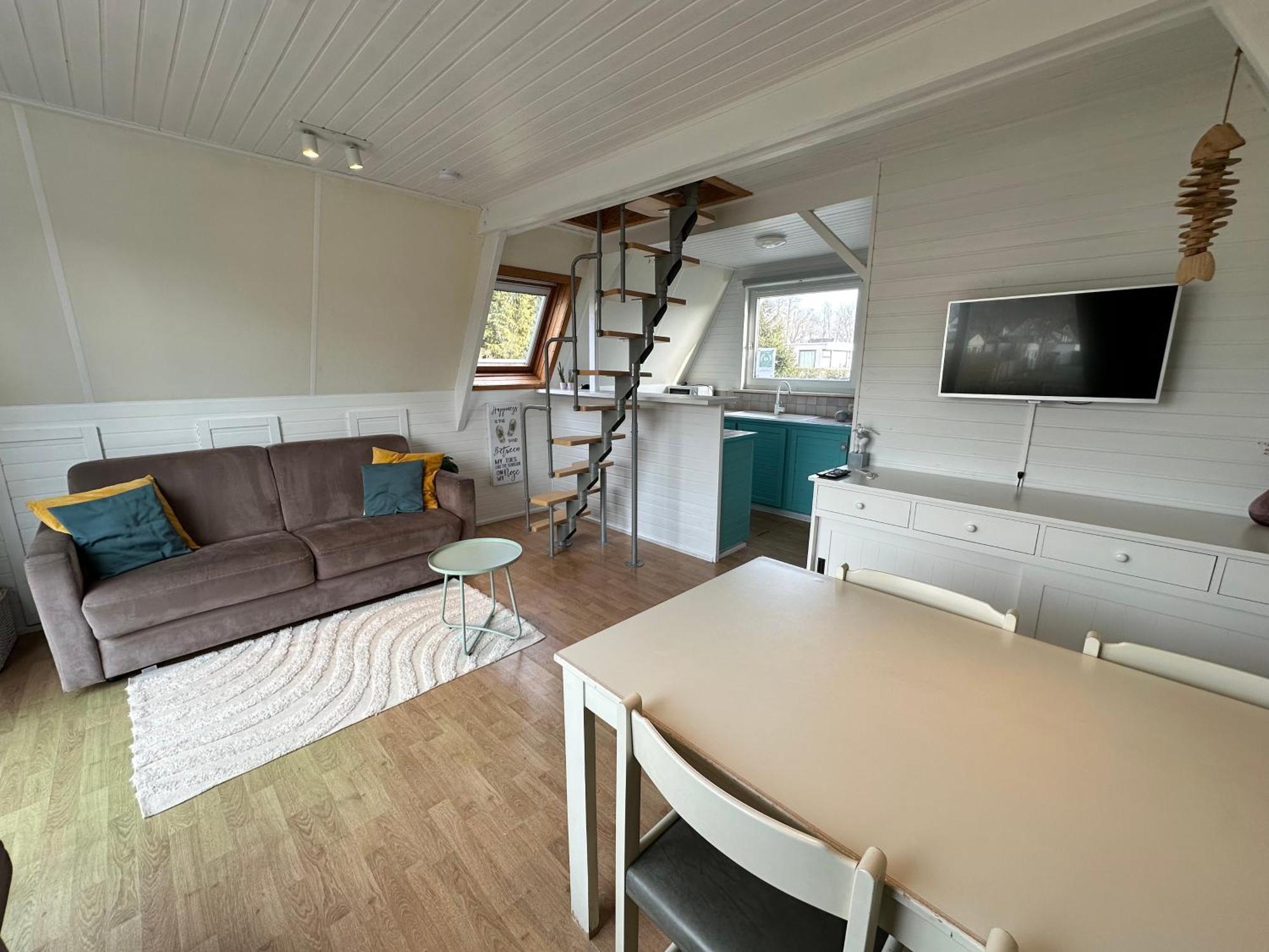 Gezellige Chalet In Nieuwpoort - Opkuis Inbegrepen In De Prijs Oostduinkerke Exterior foto