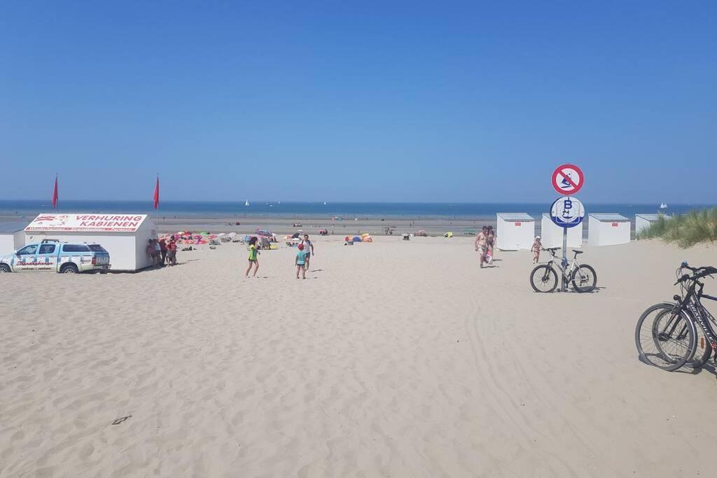 Gezellige Chalet In Nieuwpoort - Opkuis Inbegrepen In De Prijs Oostduinkerke Exterior foto